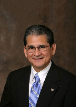 Ernesto Gómez, PhD.